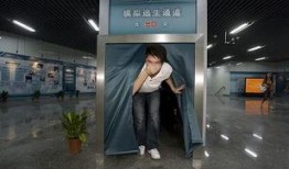 最新爆料地铁逃生体验